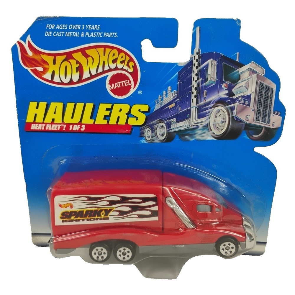 Hot Wheels Mattel Haulers Heat Fleet Sparky Ignitions Truck Red 65743-86